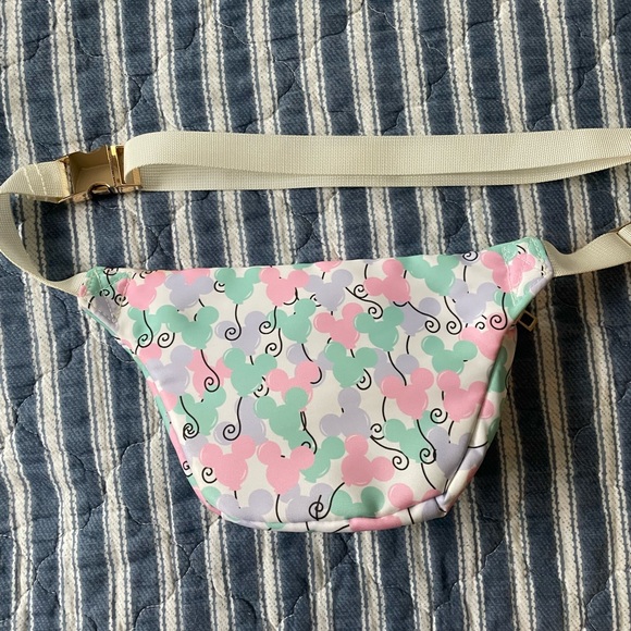 Disney bum bag - Picture 4 of 8